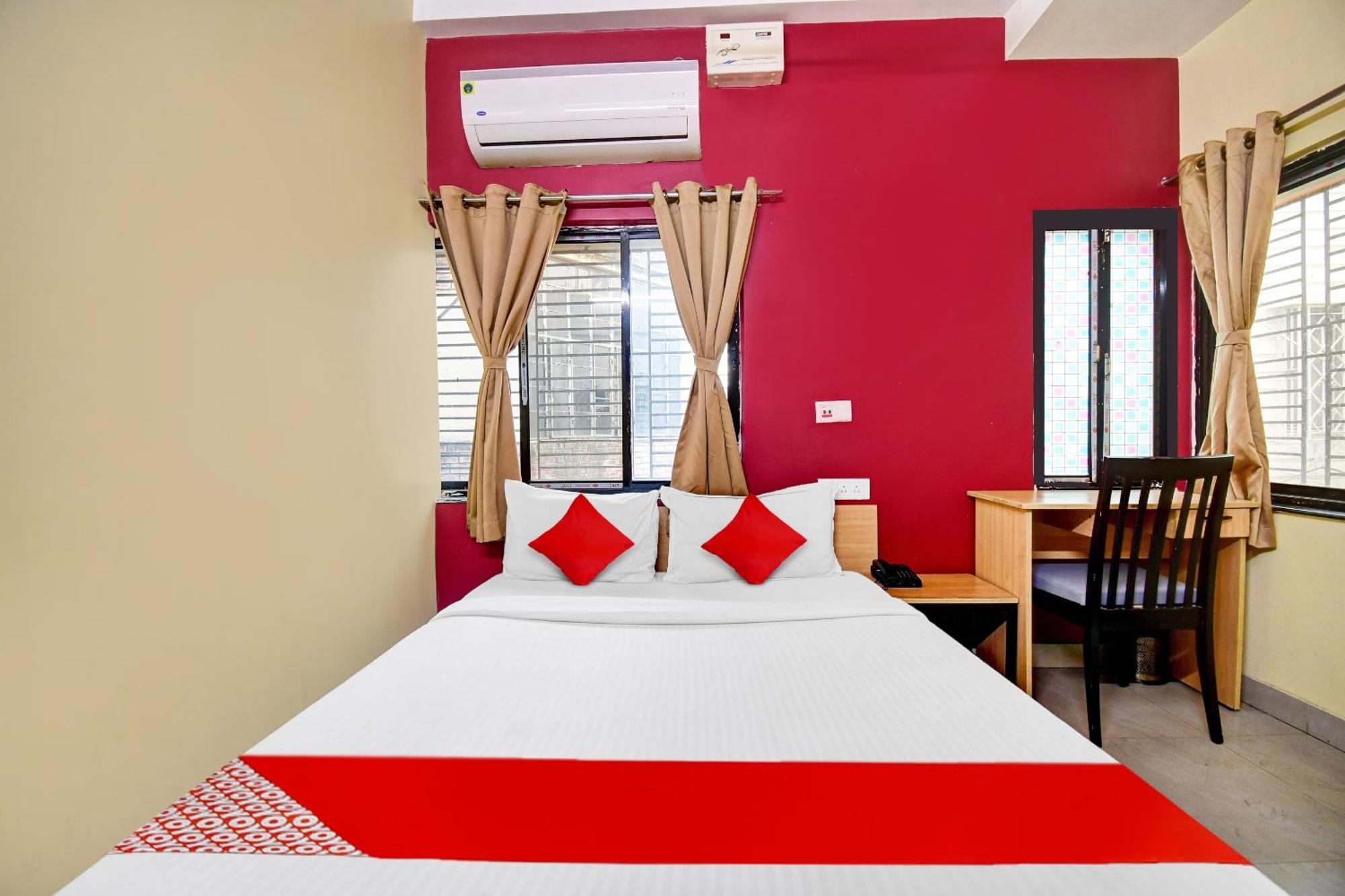 Hotel O Grand Lazeez Hāora Buitenkant foto